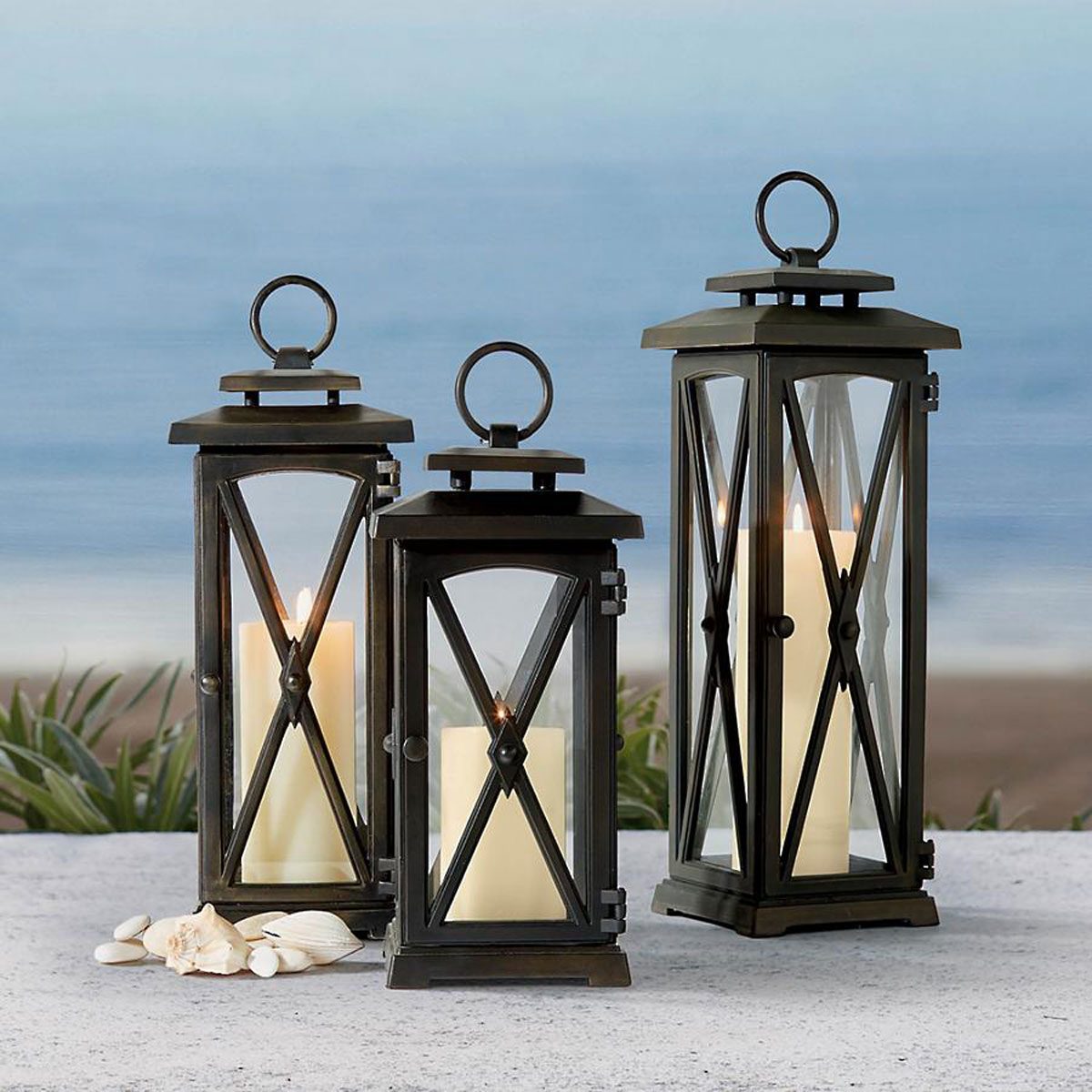 Pillar lanterns