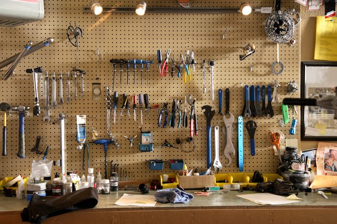 Garage work bench